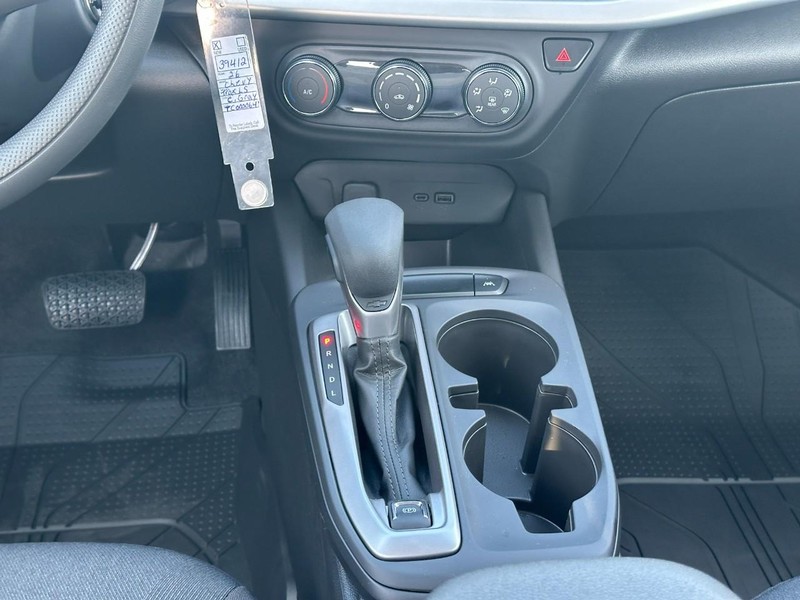 Chevrolet Trax Vehicle Full-screen Gallery Image 8