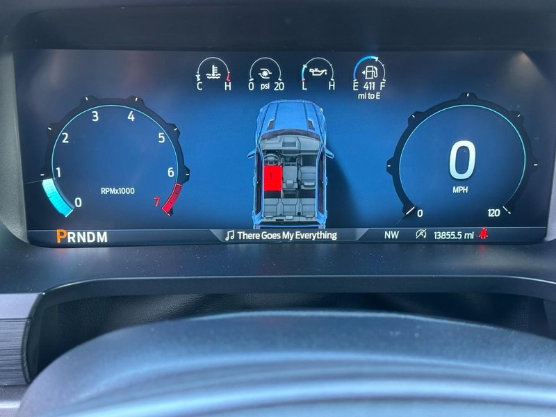 Ford F-150 Vehicle Full-screen Gallery Image 20