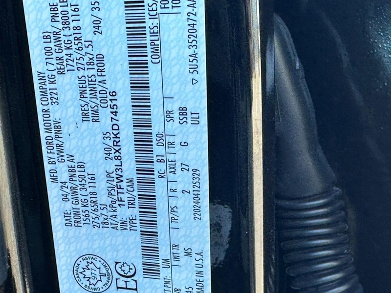 Ford F-150 Vehicle Full-screen Gallery Image 22