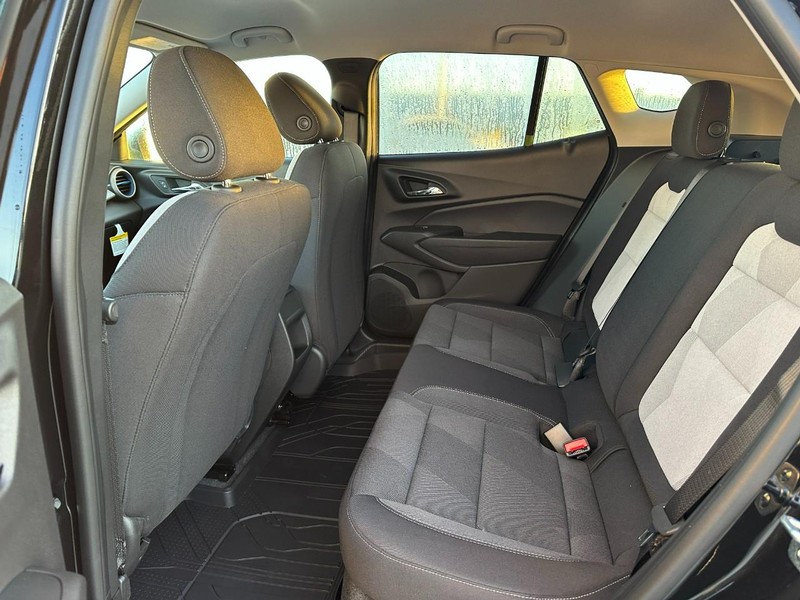 Chevrolet Trax Vehicle Full-screen Gallery Image 4