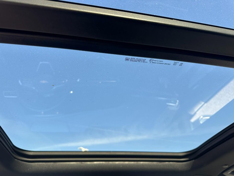 Chevrolet Traverse Vehicle Full-screen Gallery Image 7