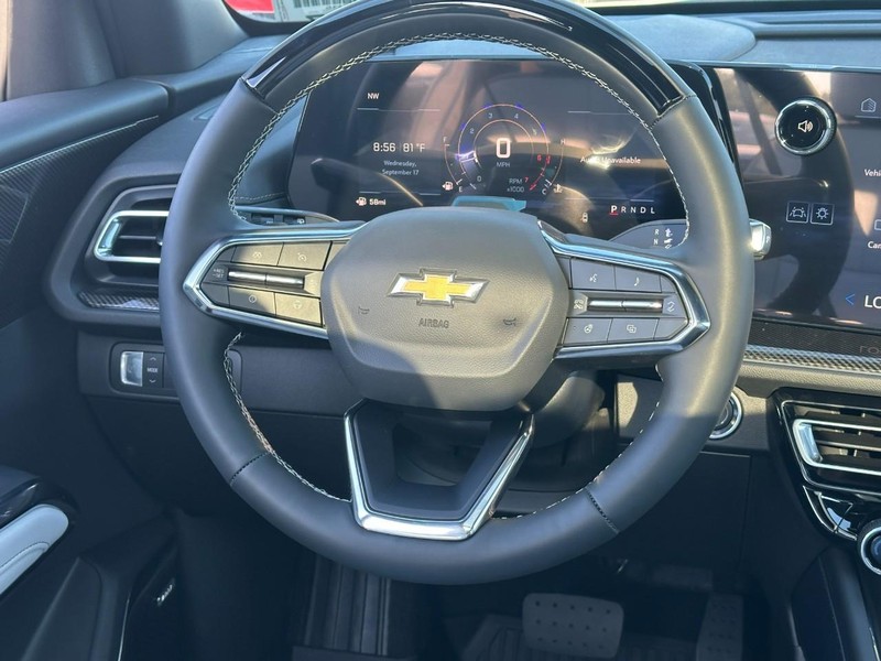 Chevrolet Traverse Vehicle Full-screen Gallery Image 9