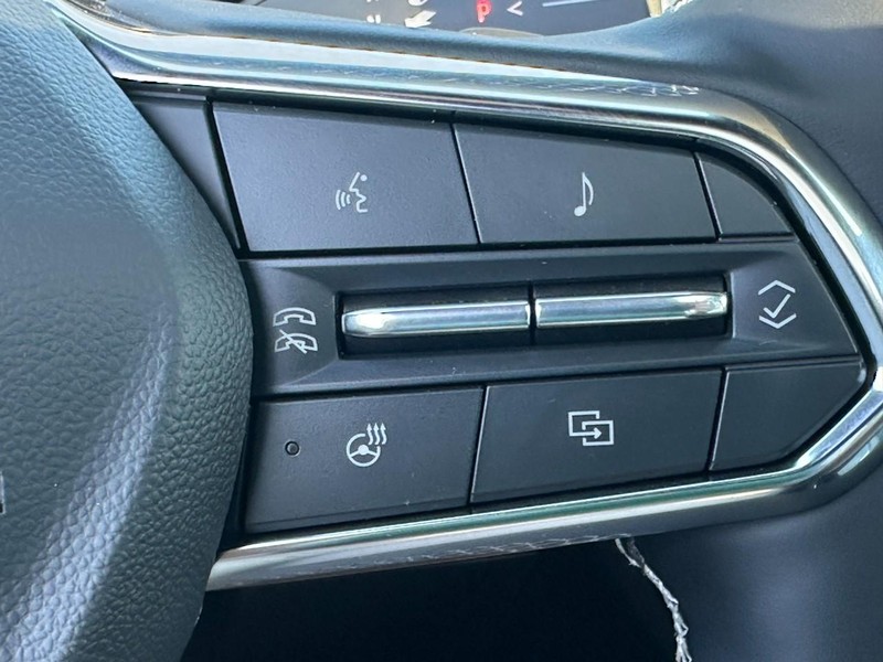 Chevrolet Traverse Vehicle Full-screen Gallery Image 16