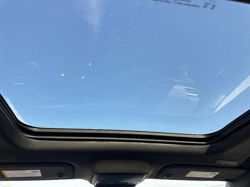 Chevrolet Traverse Vehicle Full-screen Gallery Image 7