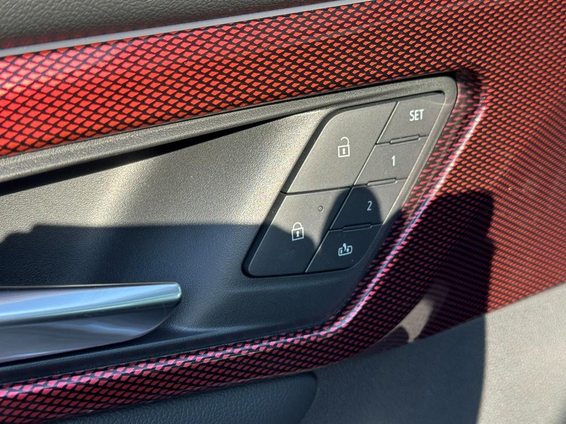 Chevrolet Traverse Vehicle Full-screen Gallery Image 13