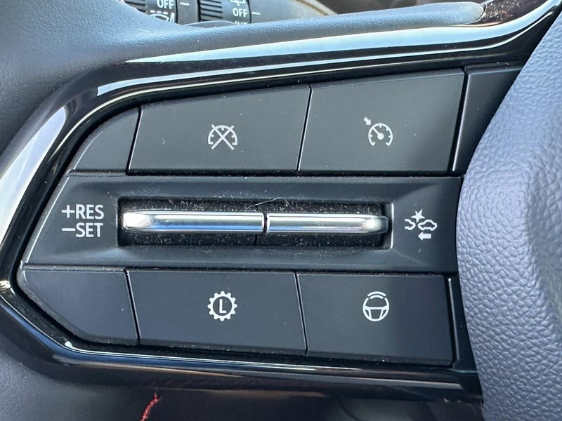 Chevrolet Traverse Vehicle Full-screen Gallery Image 15