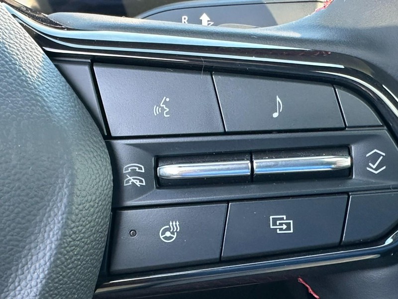 Chevrolet Traverse Vehicle Full-screen Gallery Image 16