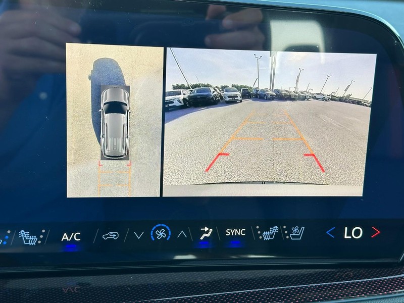 Chevrolet Traverse Vehicle Full-screen Gallery Image 17