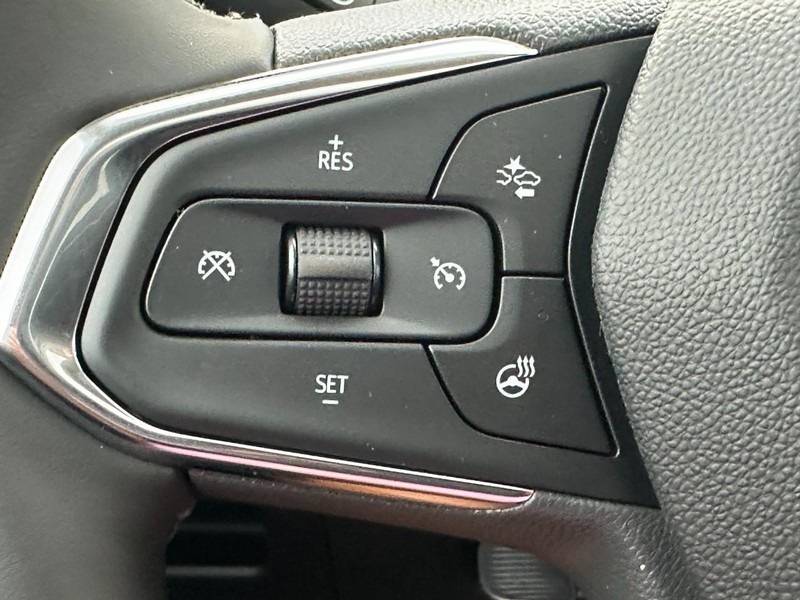 Chevrolet TrailBlazer Vehicle Full-screen Gallery Image 12