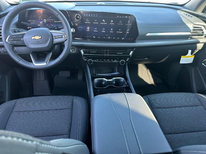 Chevrolet Traverse Vehicle Full-screen Gallery Image 7