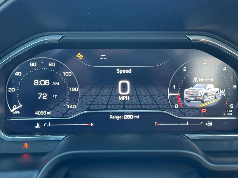 GMC Sierra 1500 Vehicle Full-screen Gallery Image 22