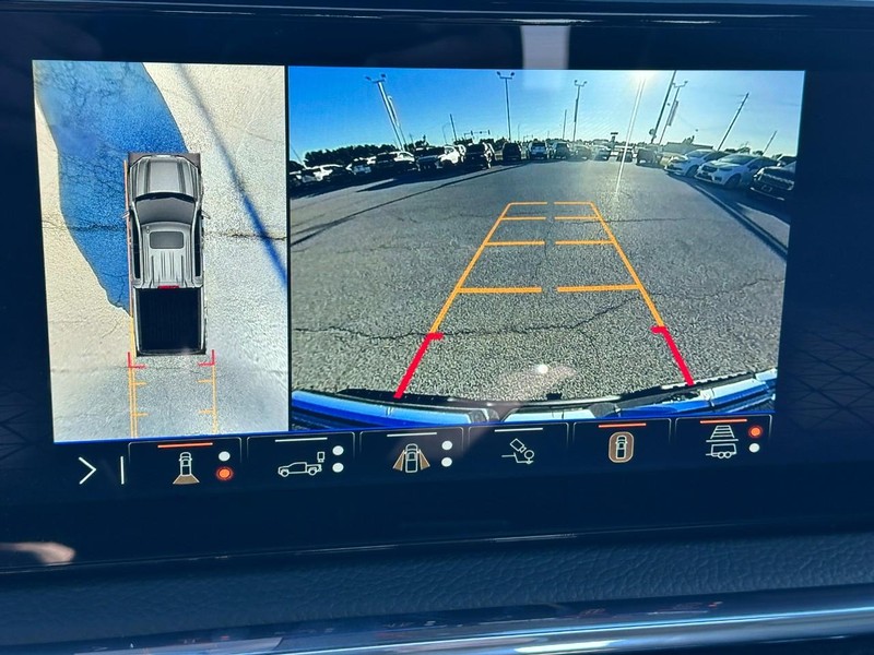 GMC Sierra 1500 Vehicle Full-screen Gallery Image 24