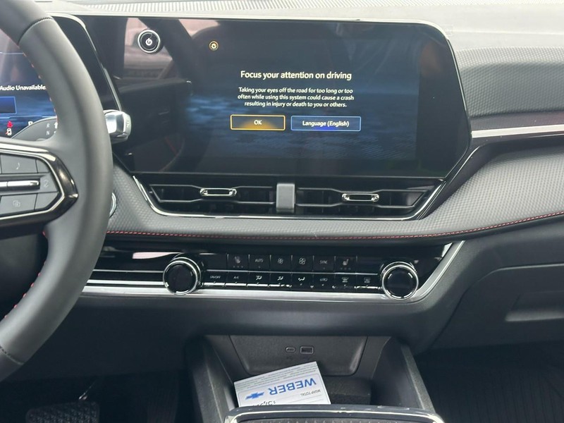 Chevrolet Equinox Vehicle Full-screen Gallery Image 7