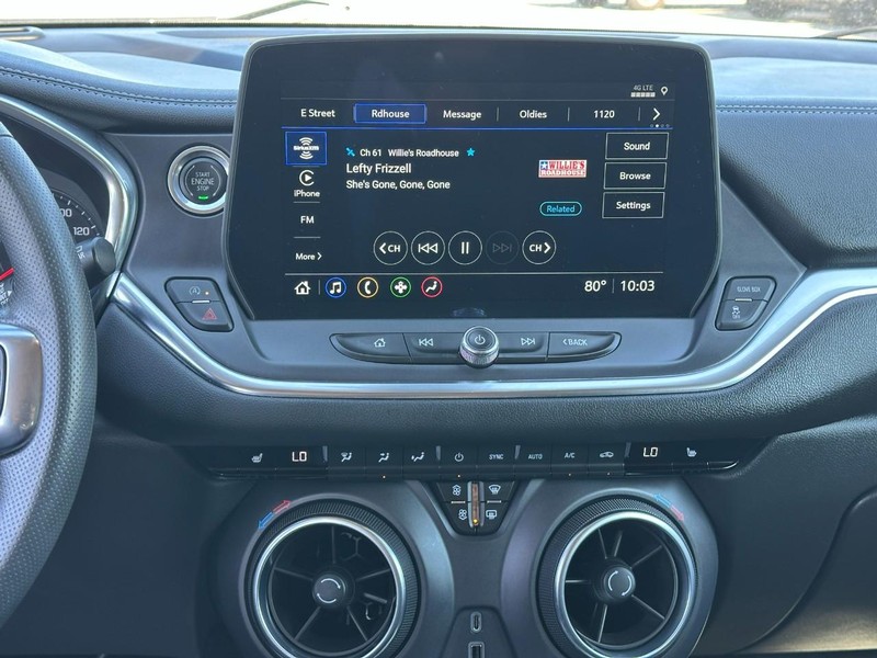 Chevrolet Blazer Vehicle Full-screen Gallery Image 13