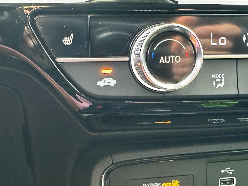 Honda CR-V Vehicle Full-screen Gallery Image 23