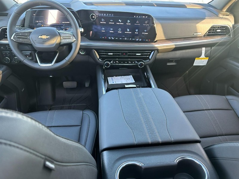 Chevrolet Tahoe Vehicle Full-screen Gallery Image 10