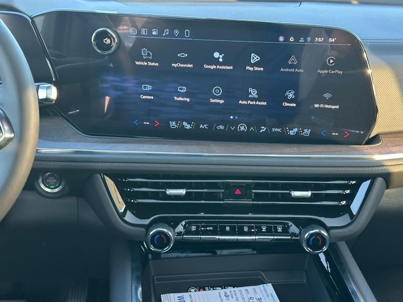 Chevrolet Tahoe Vehicle Full-screen Gallery Image 12