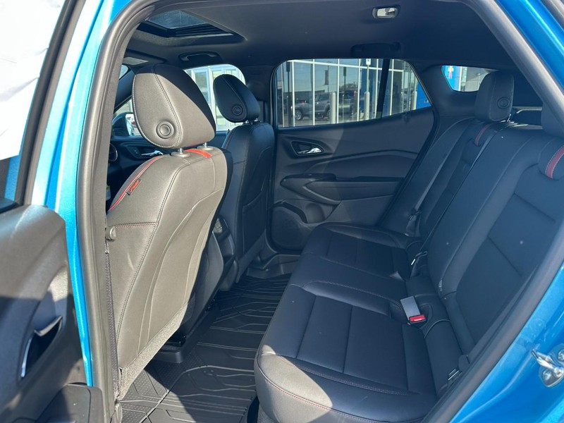 Chevrolet Trax Vehicle Full-screen Gallery Image 4