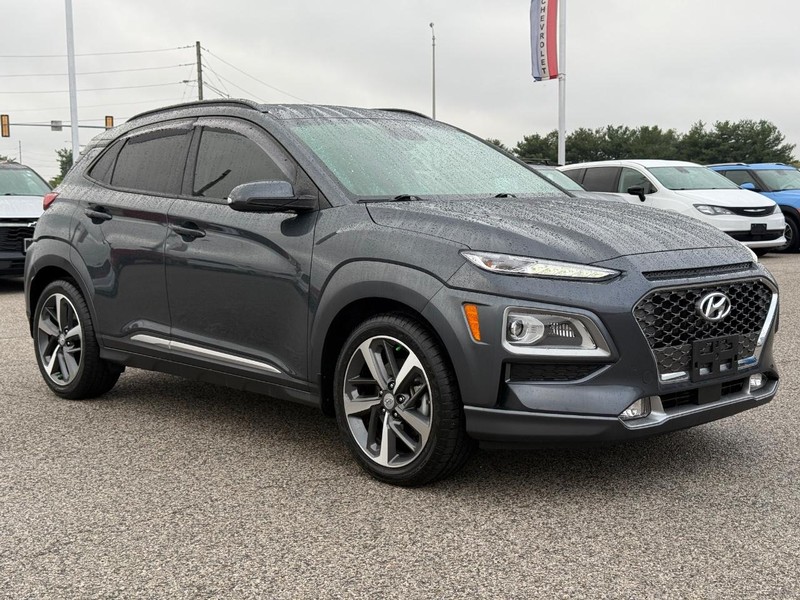 Hyundai Kona Vehicle Full-screen Gallery Image 8