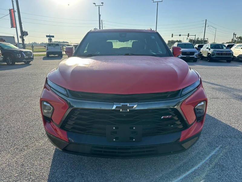 Chevrolet Blazer Vehicle Full-screen Gallery Image 9