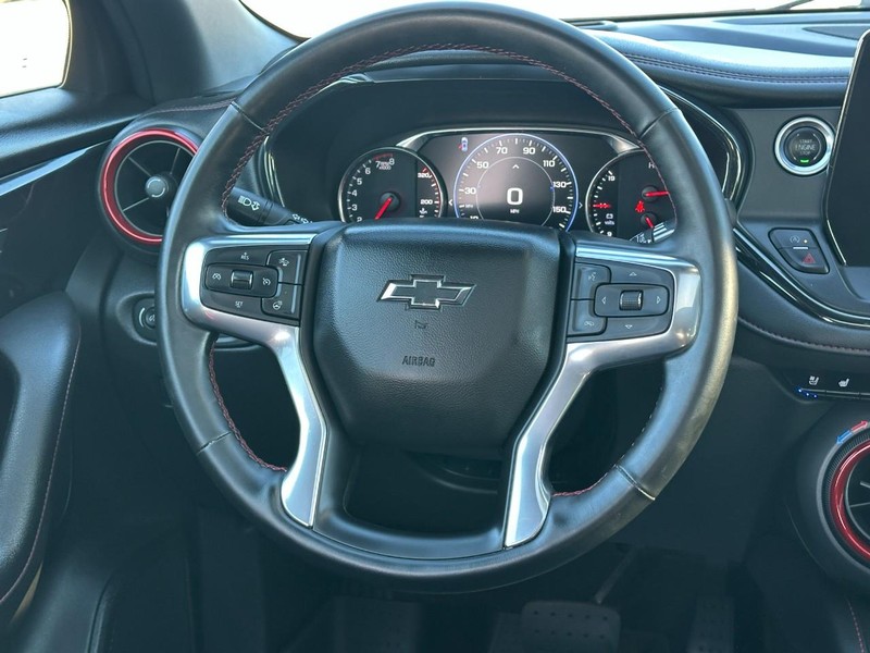 Chevrolet Blazer Vehicle Full-screen Gallery Image 13