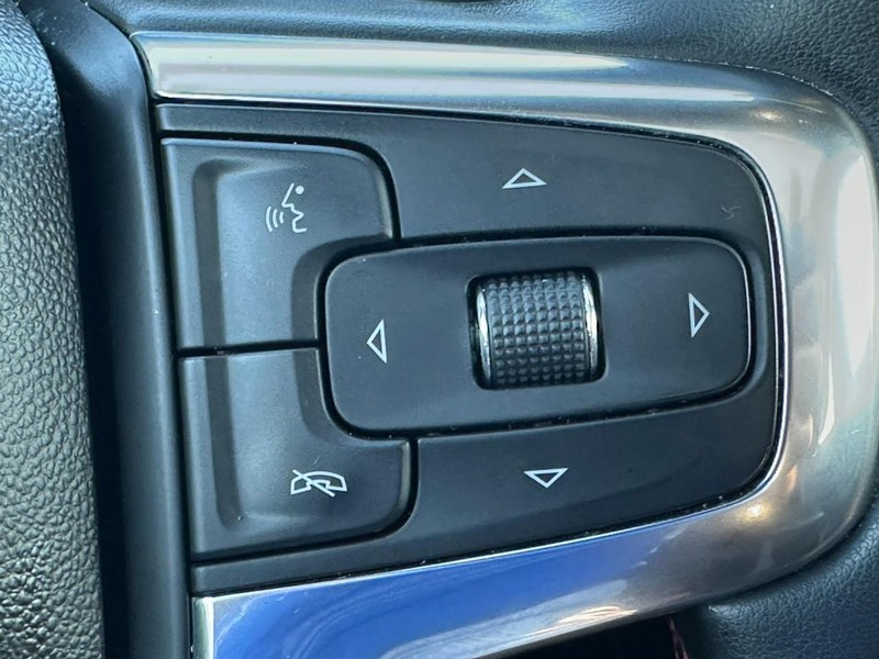 Chevrolet Blazer Vehicle Full-screen Gallery Image 21