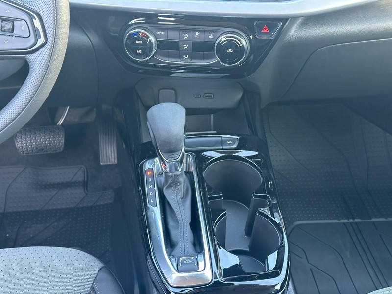 Chevrolet Trax Vehicle Full-screen Gallery Image 8