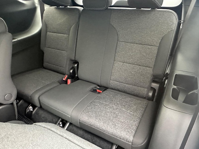 Chevrolet Traverse Vehicle Full-screen Gallery Image 5