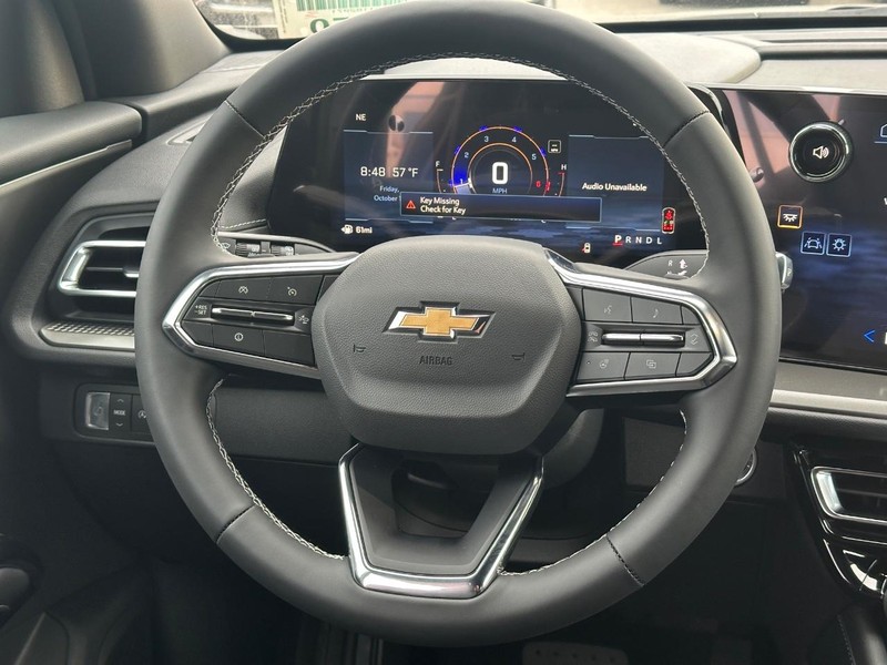 Chevrolet Traverse Vehicle Full-screen Gallery Image 8