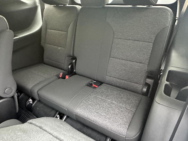 Chevrolet Traverse Vehicle Full-screen Gallery Image 5