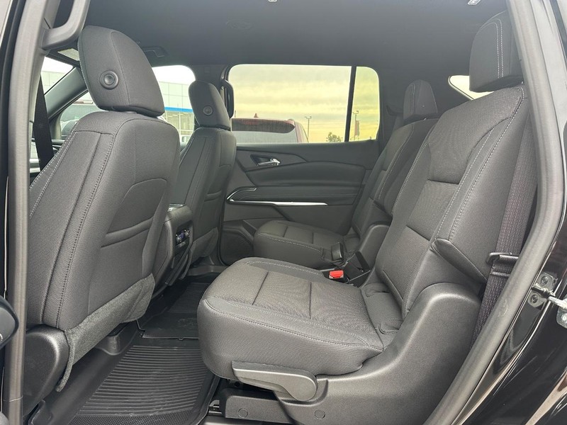 Chevrolet Traverse Vehicle Full-screen Gallery Image 6