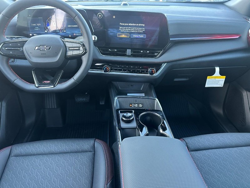 Chevrolet Equinox Vehicle Full-screen Gallery Image 5