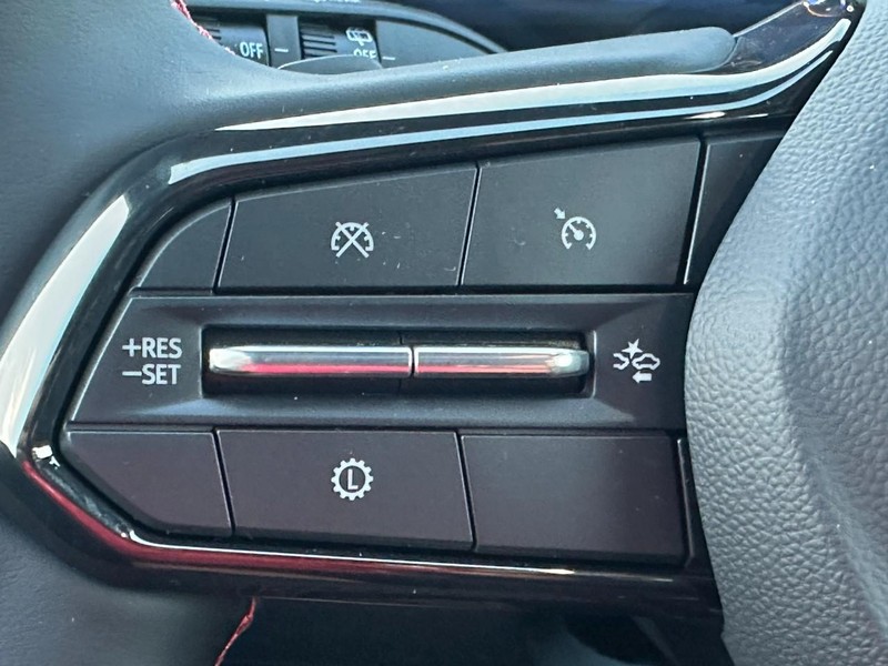 Chevrolet Equinox Vehicle Full-screen Gallery Image 11