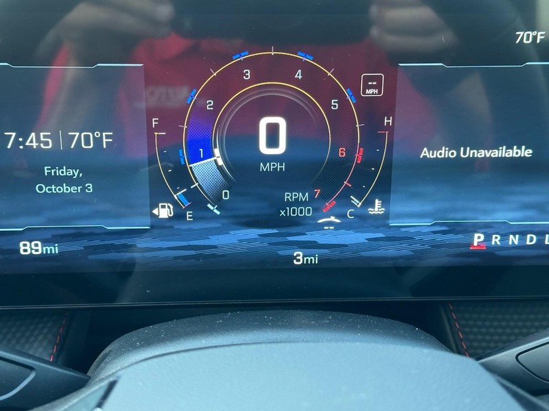 Chevrolet Equinox Vehicle Full-screen Gallery Image 13