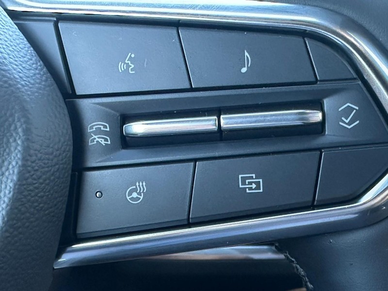 Chevrolet Equinox Vehicle Full-screen Gallery Image 13