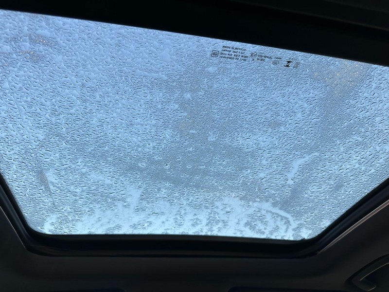 Chevrolet Equinox Vehicle Full-screen Gallery Image 5