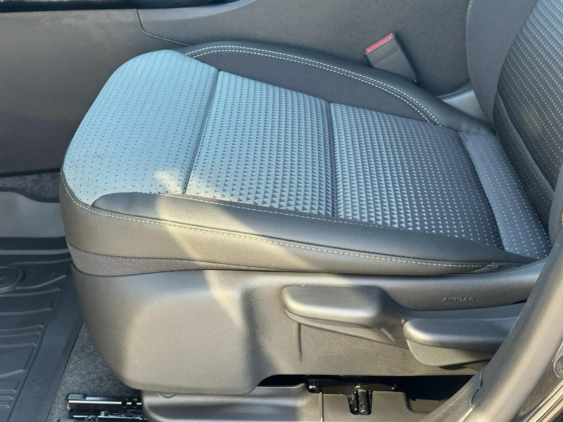 Chevrolet Trax Vehicle Full-screen Gallery Image 10