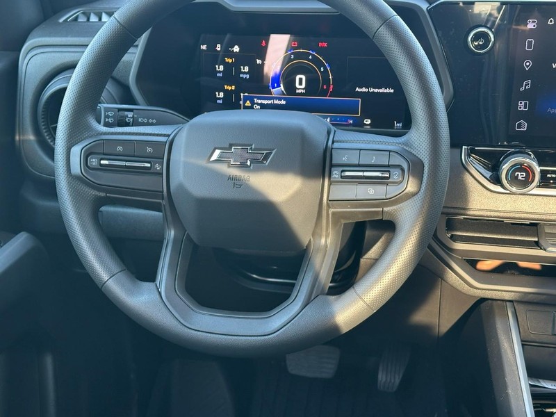 Chevrolet Colorado Vehicle Full-screen Gallery Image 6