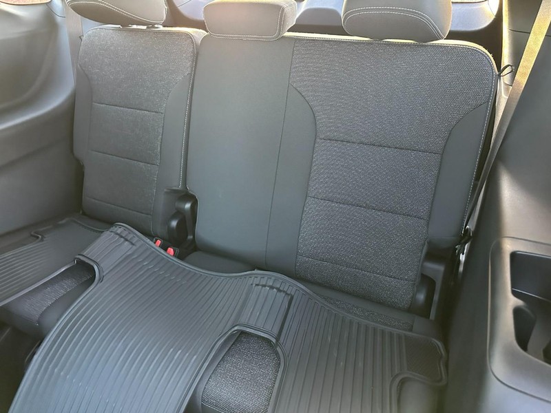 Chevrolet Traverse Vehicle Full-screen Gallery Image 5