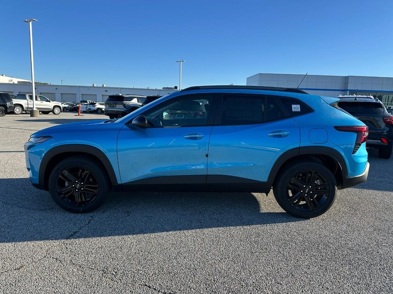 Chevrolet Trax Vehicle Full-screen Gallery Image 2