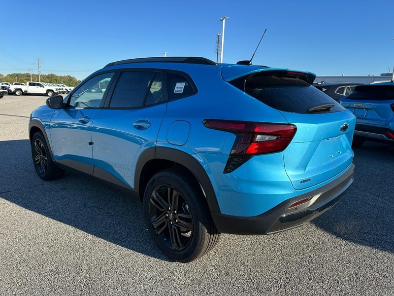 Chevrolet Trax Vehicle Full-screen Gallery Image 3