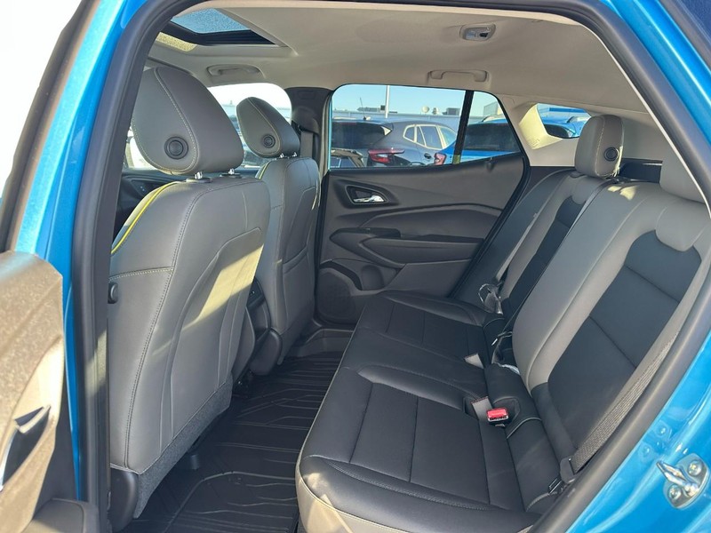 Chevrolet Trax Vehicle Full-screen Gallery Image 4