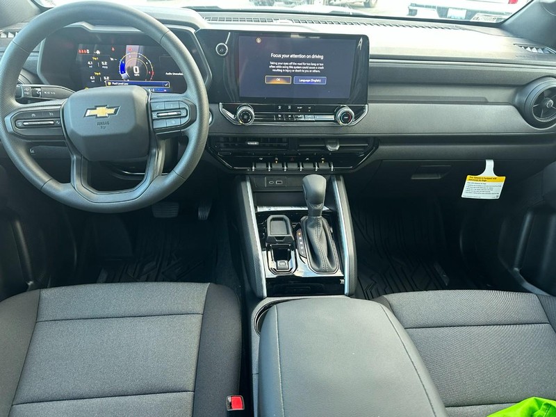 Chevrolet Colorado Vehicle Full-screen Gallery Image 5