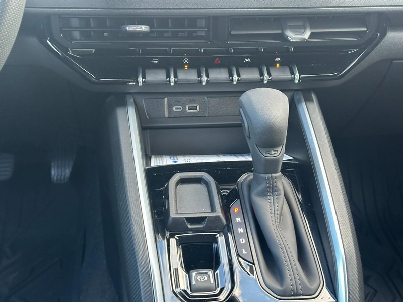 Chevrolet Colorado Vehicle Full-screen Gallery Image 8