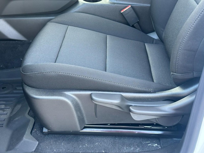 Chevrolet Colorado Vehicle Full-screen Gallery Image 10