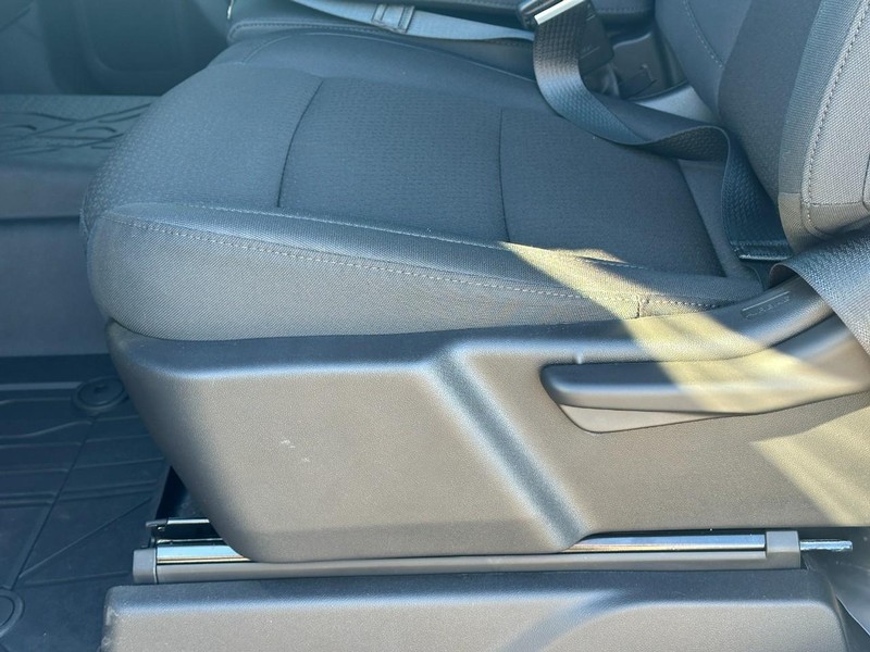 Chevrolet Silverado 2500HD Vehicle Full-screen Gallery Image 7