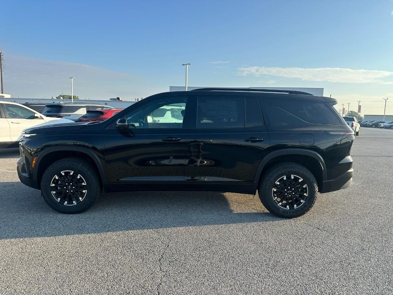 Chevrolet Traverse Vehicle Full-screen Gallery Image 2