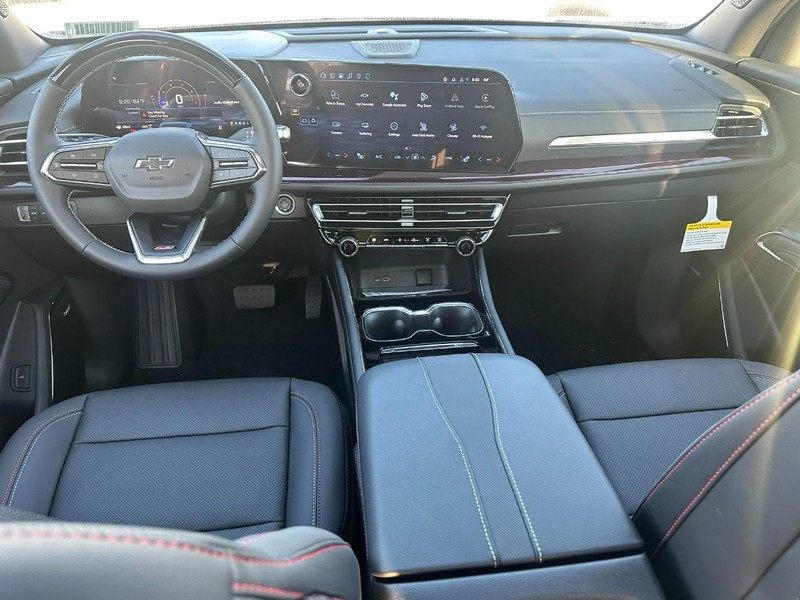 Chevrolet Traverse Vehicle Full-screen Gallery Image 8