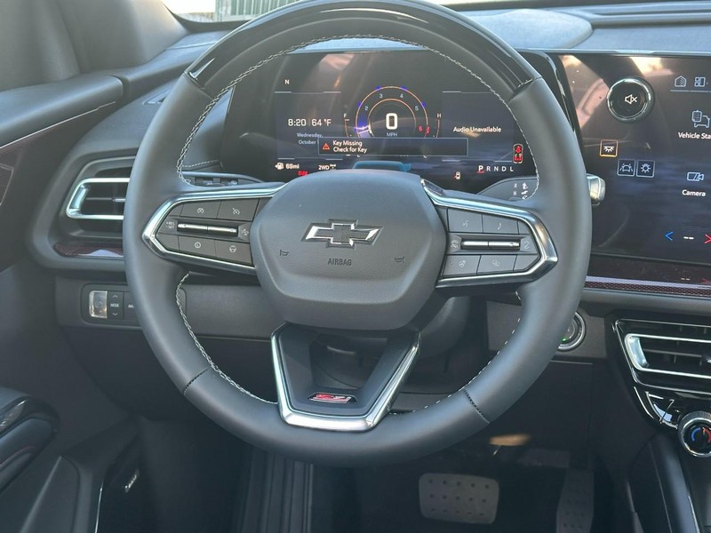 Chevrolet Traverse Vehicle Full-screen Gallery Image 9