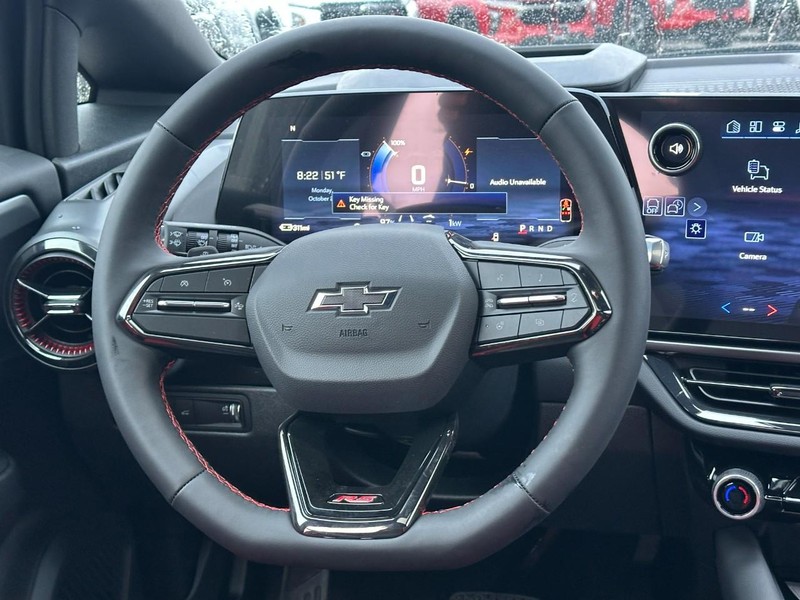 Chevrolet Equinox EV Vehicle Full-screen Gallery Image 7